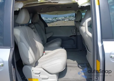 2013 Toyota Sienna Limited V6 7 Passenger/Xle V6 7 Passenger Auto Access Seat/Xle V6 8 Passenger from USA, damaged, VIN 5TDYK3DC4DS337907